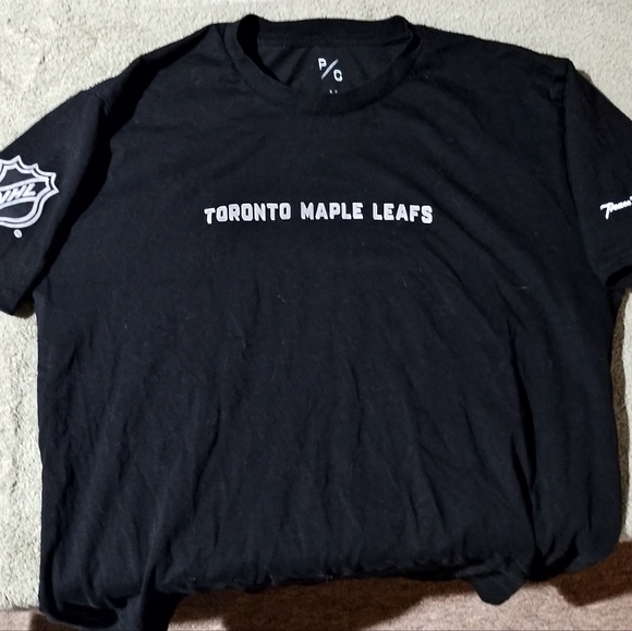 Toronto Maple Leafs women's medium t-shirt - Picture 2 of 3